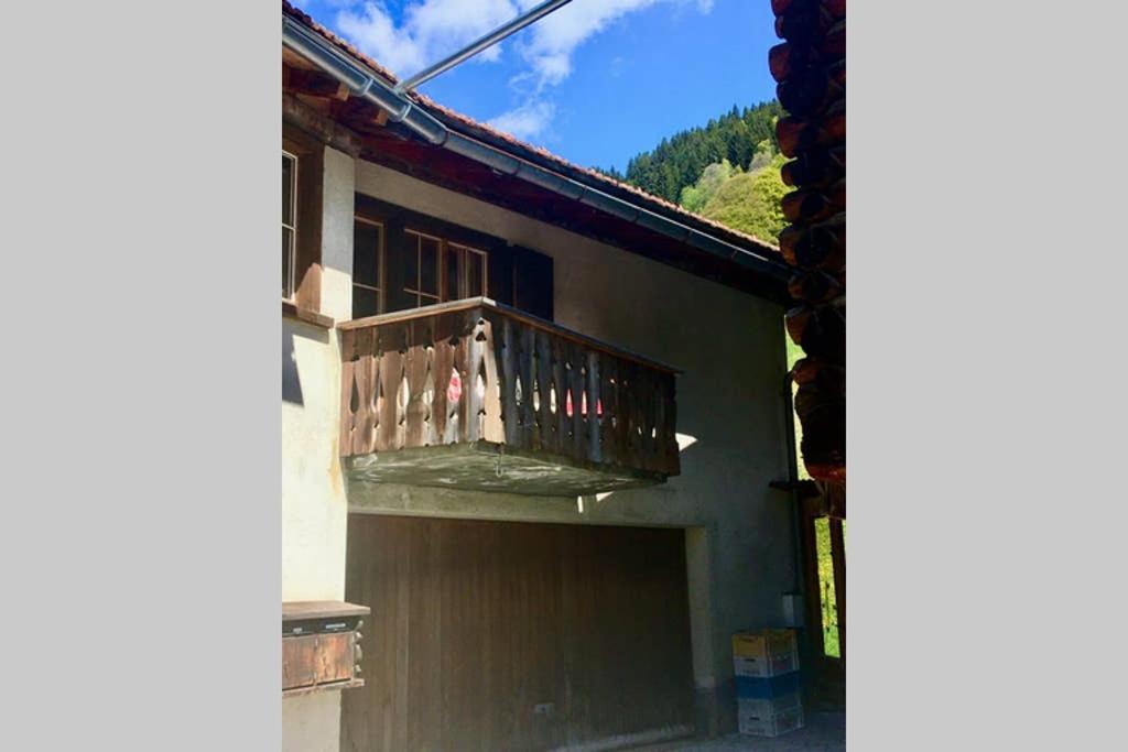 Ferienwohnung Uf Z'Enisch Klosters Eksteriør bilde