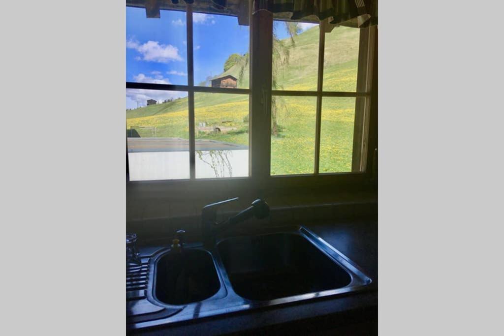 Ferienwohnung Uf Z'Enisch Klosters Eksteriør bilde