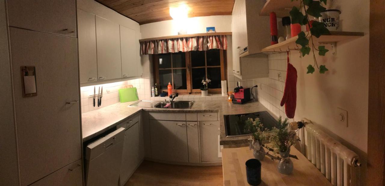 Ferienwohnung Uf Z'Enisch Klosters Eksteriør bilde