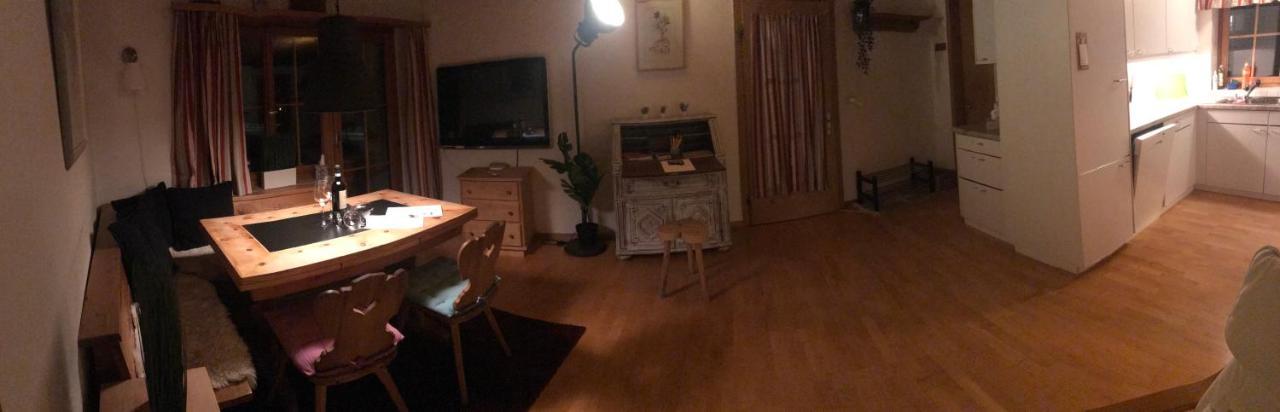 Ferienwohnung Uf Z'Enisch Klosters Eksteriør bilde
