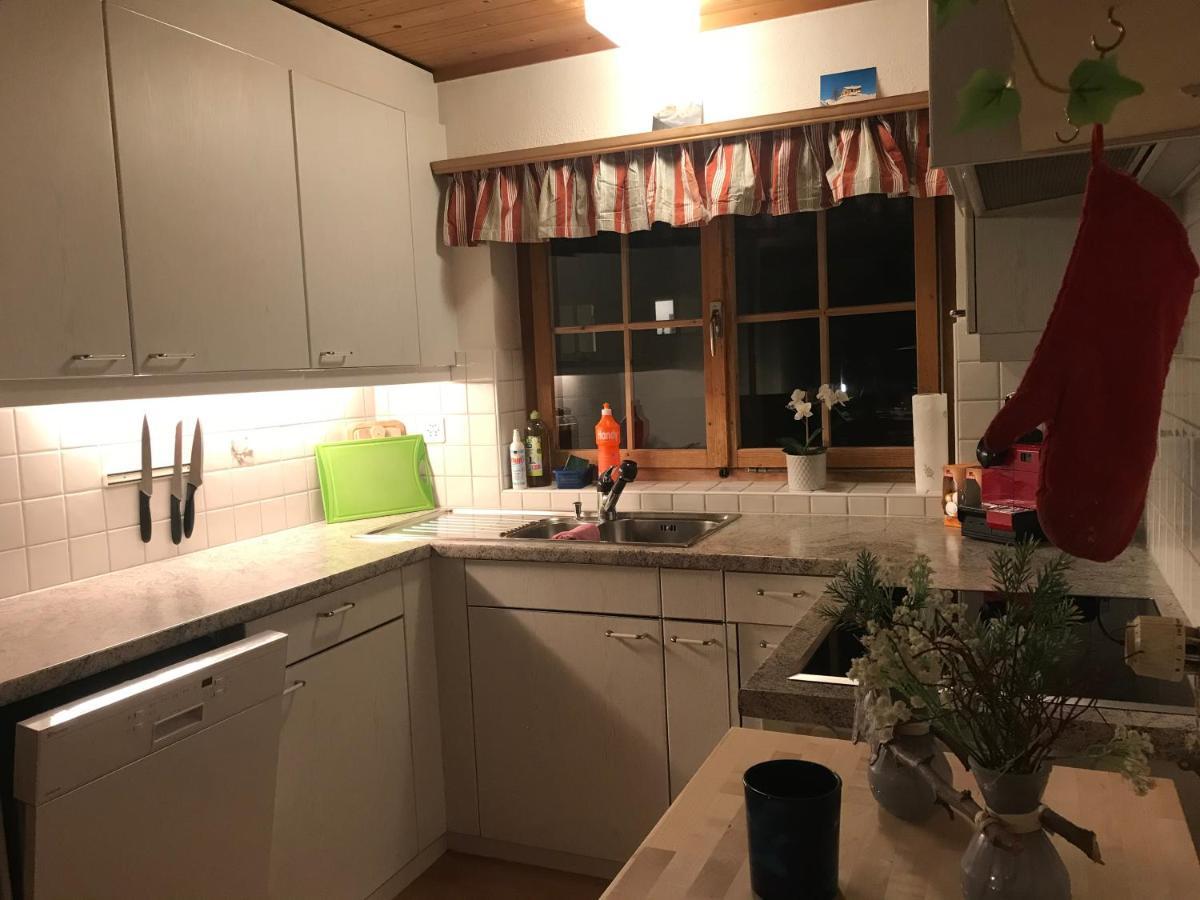 Ferienwohnung Uf Z'Enisch Klosters Eksteriør bilde